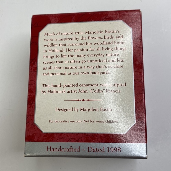 Vintage HALLMARK KEEPSAKE Christmas Ornament "Country Home Nature's Sketchbook" - Picture 3 of 9